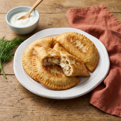Пирожки с курицей и сыром - пошаговый рецепт с фото