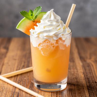 Прохладительный коктейль с дыней и мороженым - летний напиток - пошаговый рецепт