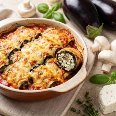 Рулетики из баклажана с творогом и грибами