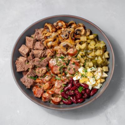 Салат «Гренадёр»: рецепт с мясом