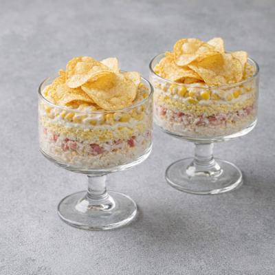 Салат Крабик с чипсами - слоеный рецепт с рисом и кукурузой