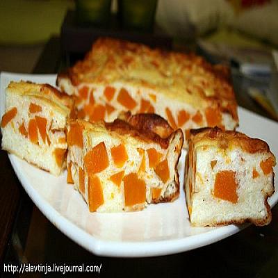 Запеканка творожная с курагой